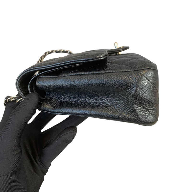 Classic Flap Caviar Medium Black SHW