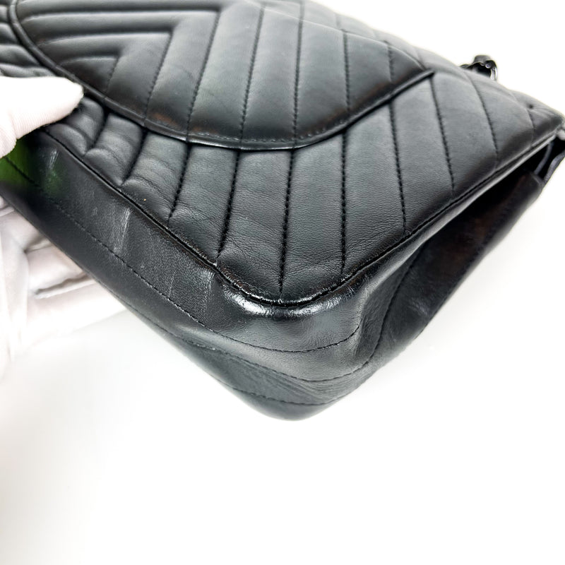 Medium Classic Double Flap So Black Chevron Bag