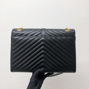 Envelope Large Flap in Chevron Quilted Leather Black