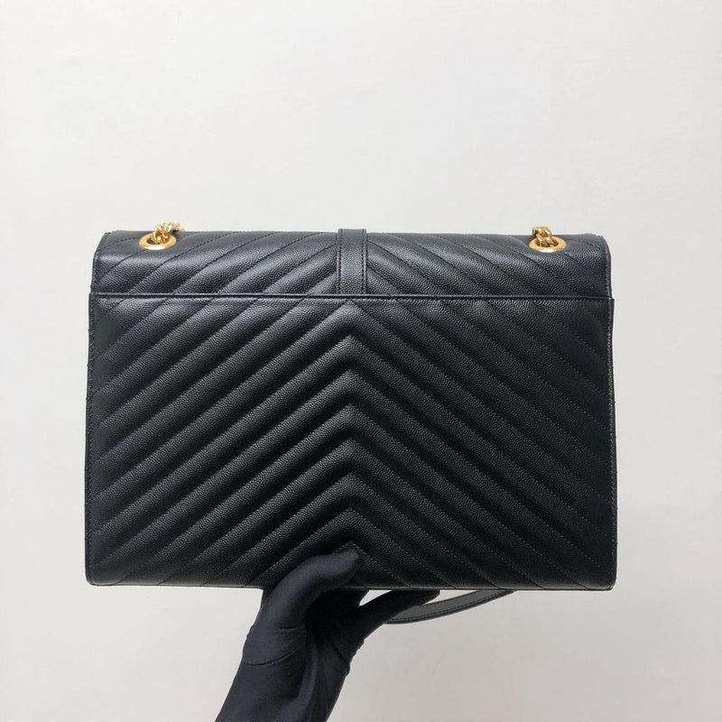Envelope Large Flap in Chevron Quilted Leather Black