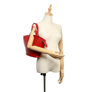 Epi Saint Jacques PM Short Strap Red