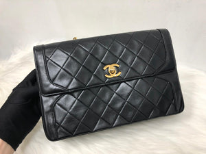 Vintage Rare Flap Bag Quilted Lambskin Medium Black