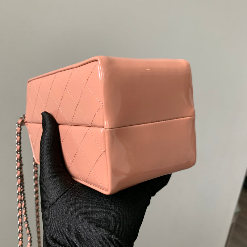 Rare CC Milk Carton Patent Chain Crossbody Bag in Pink