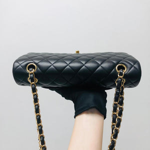 Classic Flap Black Medium Lambskin GHW