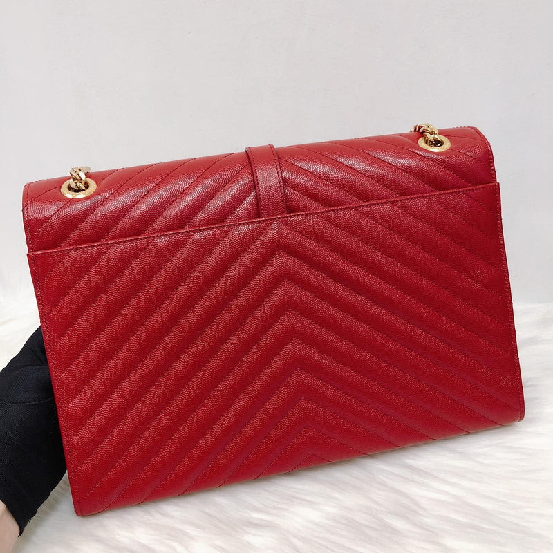 Envelope Large Bag in Chevron Quilted Grain de Poudre Embossed Leather