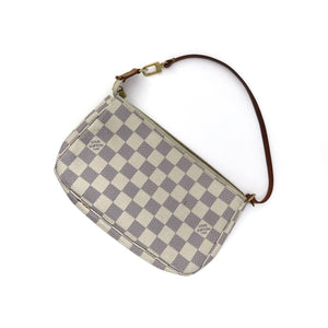 Pochette in Damier Azur