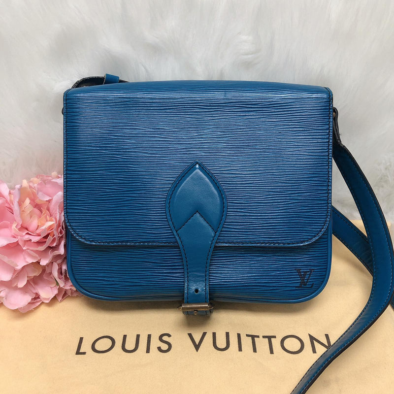 LOUIS VUITTON Cartouchiere Epi Leather Blue Toledo Shoulder Bag