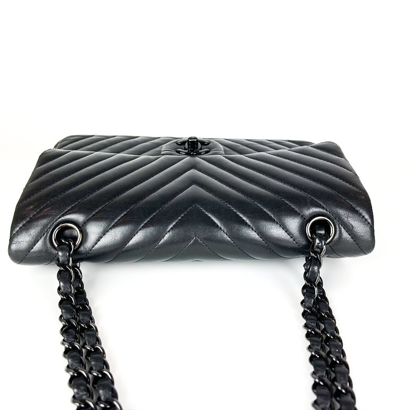Medium Classic Double Flap So Black Chevron Bag
