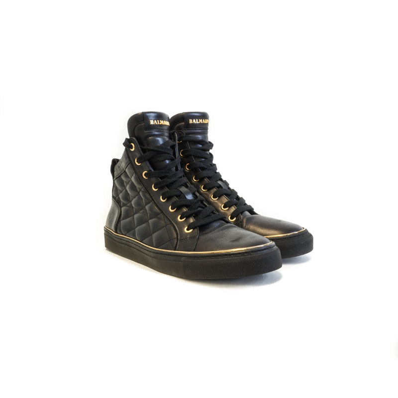 High Top Sneakers with Side Zipper Black and Gold