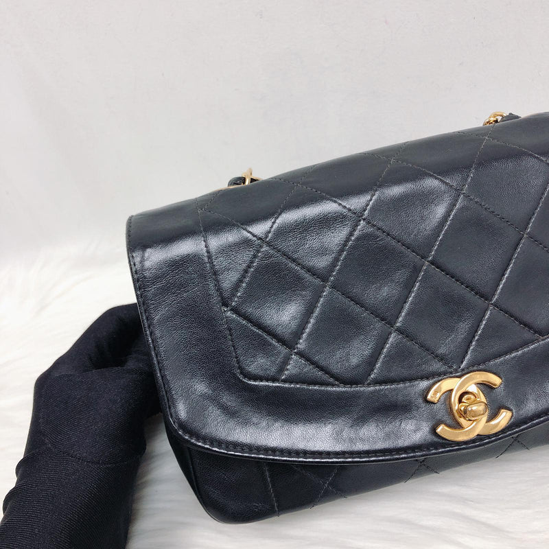 Small Classic Diana flap Black Lambskin GHW