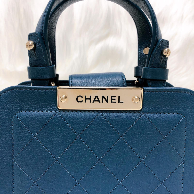Grained Calfskin Stitched Mini Label Click Shopper Tote in Blue