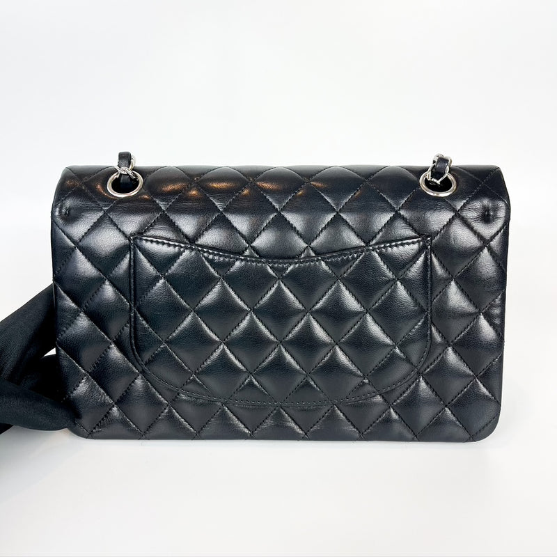 Classic Flap Medium Lambskin Black SHW