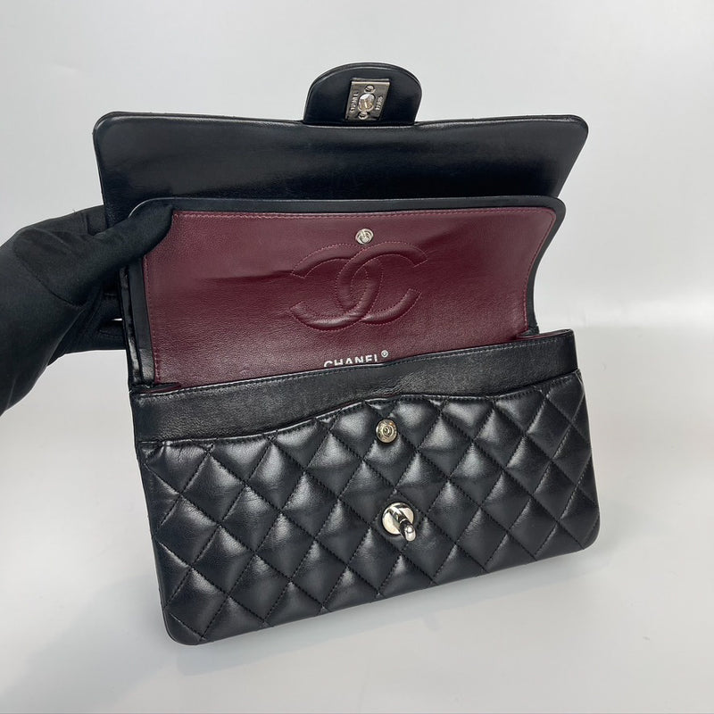 Classic Flap Medium Lambskin Black SHW