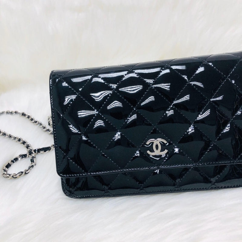 Wallet on Chain WOC with SHW in Black Quilted Patent Leather