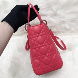 Cannage Lambskin Lady Dior Medium in Red