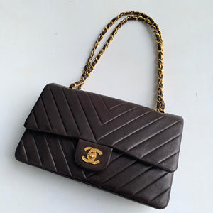 Vintage Classic Flap Chevron Medium GHW Brown
