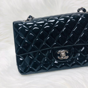 Classic Double Flap Patent Leather M/L SHW Black
