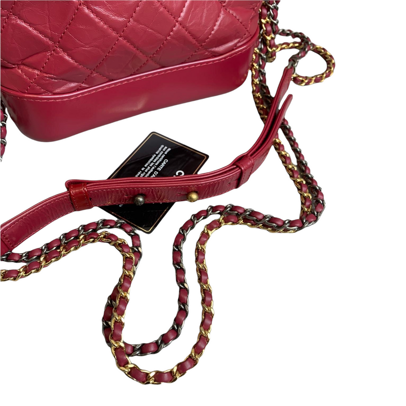 Aged Calfskin Quilted Small Gabrielle Hobo Red