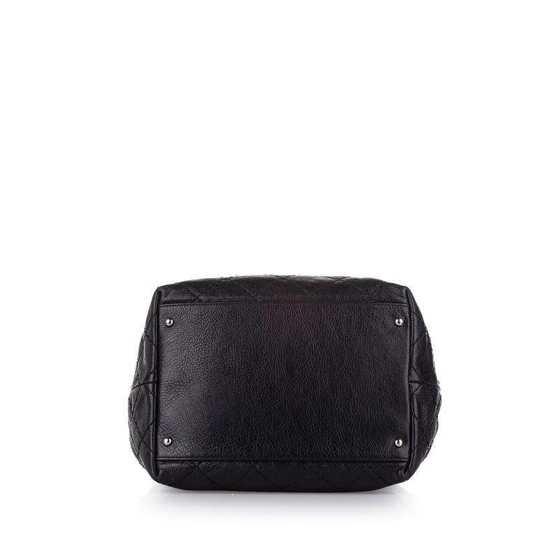 Chanel CC Matelasse Leather Bucket Black
