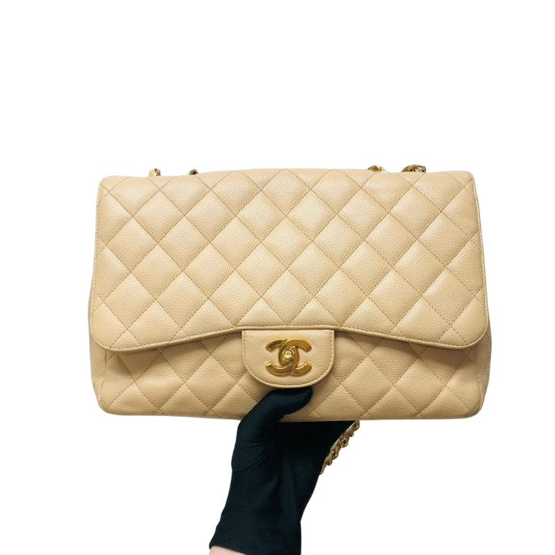 Chanel Jumbo Classic Single Flap Bag Caviar Beige Leather ref.263921 - Joli  Closet
