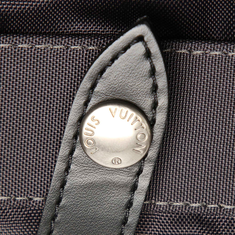 Louis Vuitton Taiga Helanga 1 Poche Gray