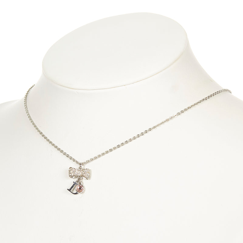 D Ribbon Pendant Necklace Silver - Bag Religion