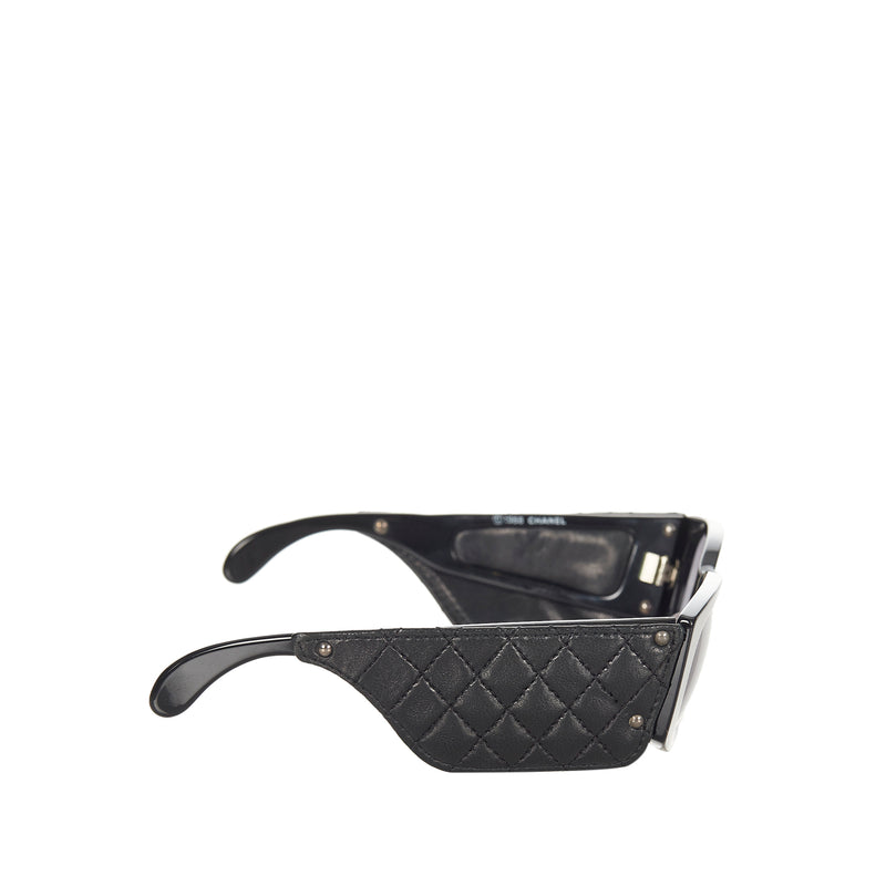 Round Tinted Sunglasses Black - Bag Religion