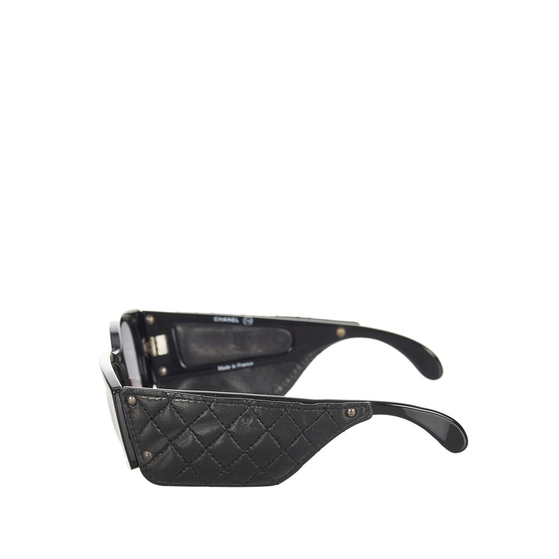 Round Tinted Sunglasses Black - Bag Religion
