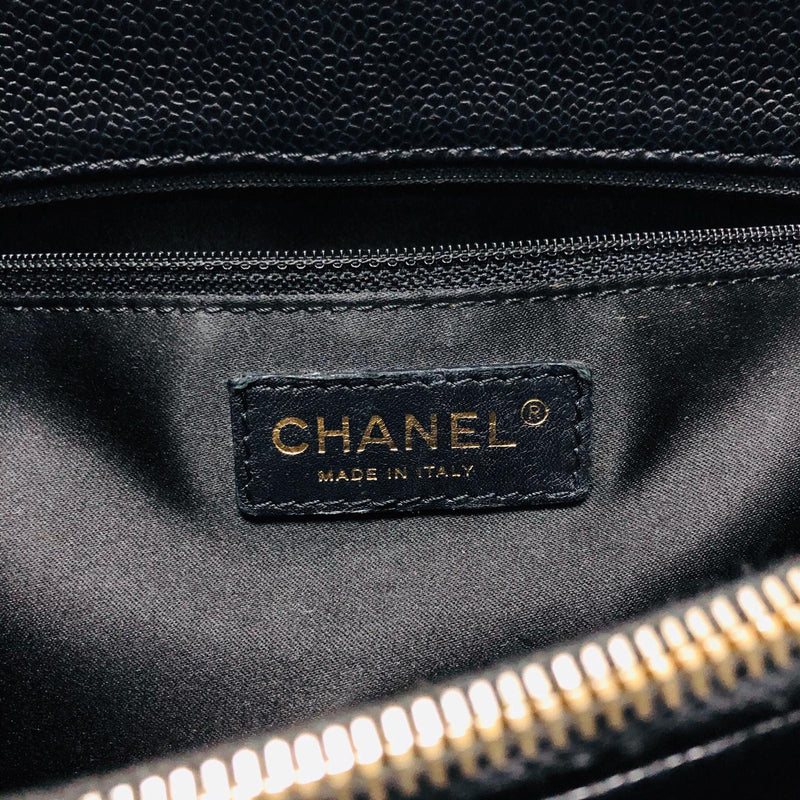 Chanel Black Caviar GST Leather Grand Shopping Tote in Black