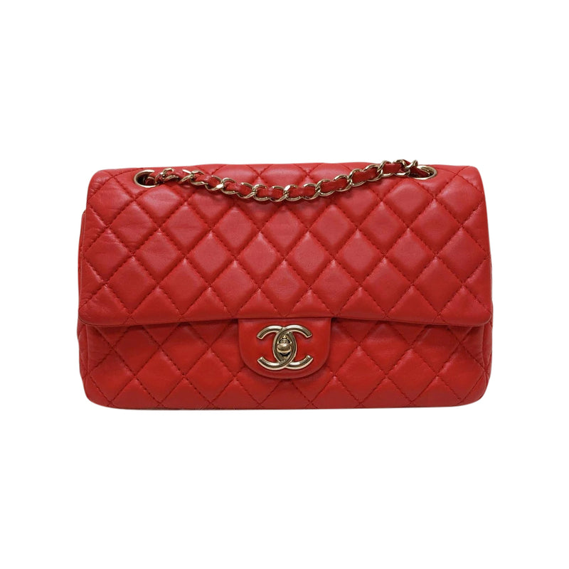 Timeless Very chic Chanel Pochette Classique Medium flap bag in