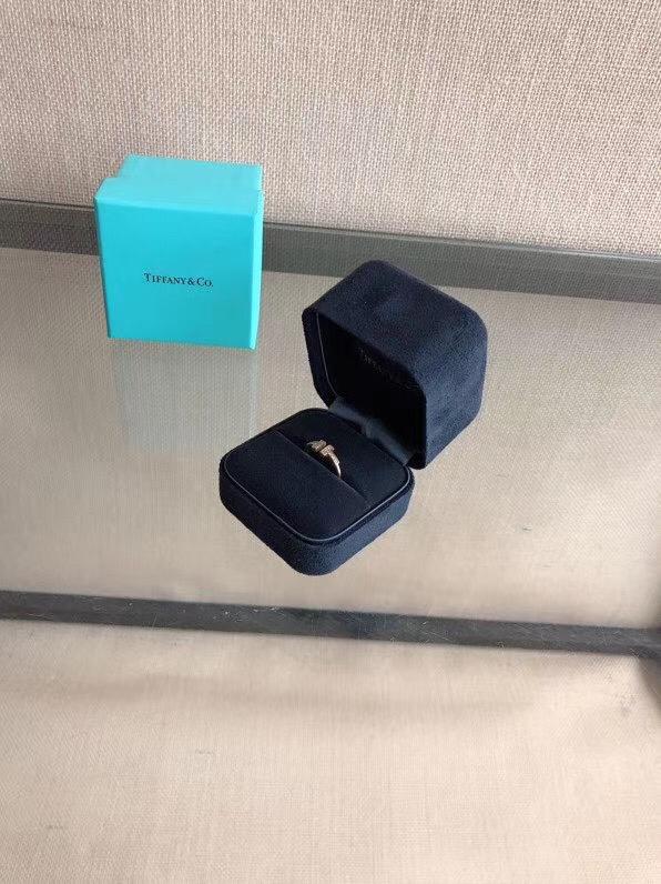 Tiffany T Gold Diamond Wire Ring