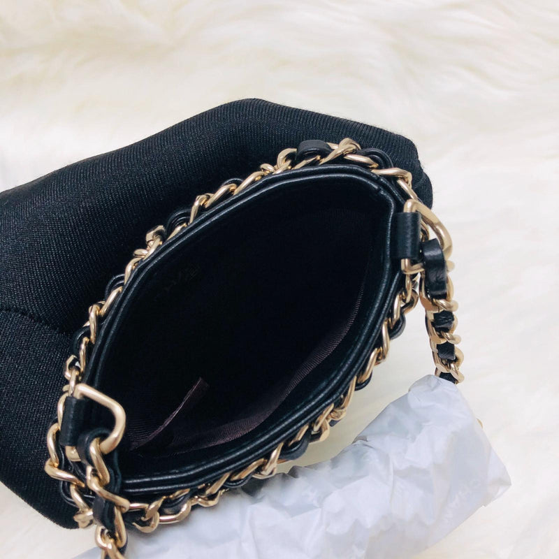 Phone Bag with Chain in Lambskin and Gold-Tone Metal