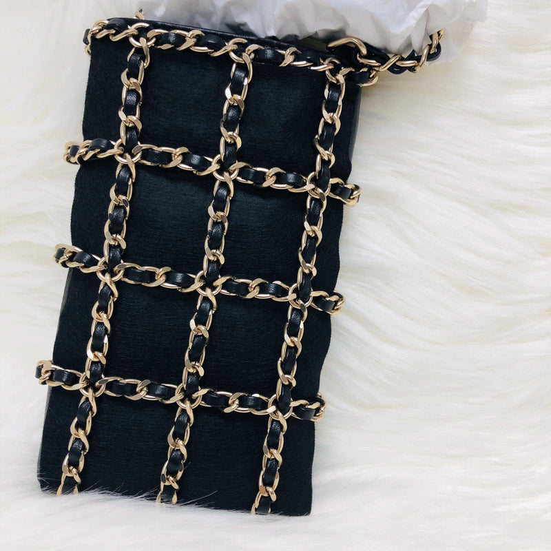 Phone Bag with Chain in Lambskin and Gold-Tone Metal