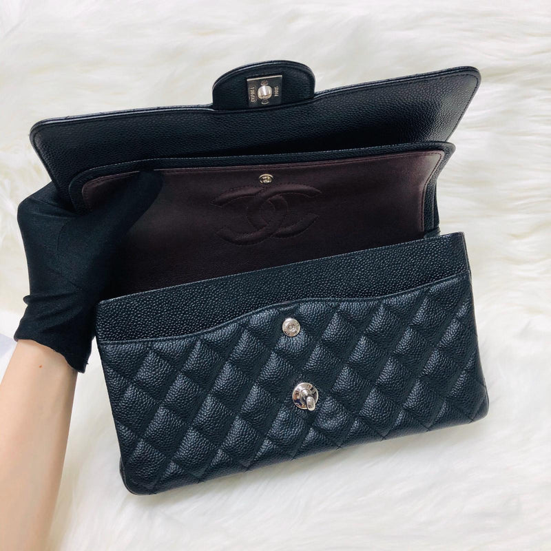 Classic Double  Flap in Black Caviar SHW