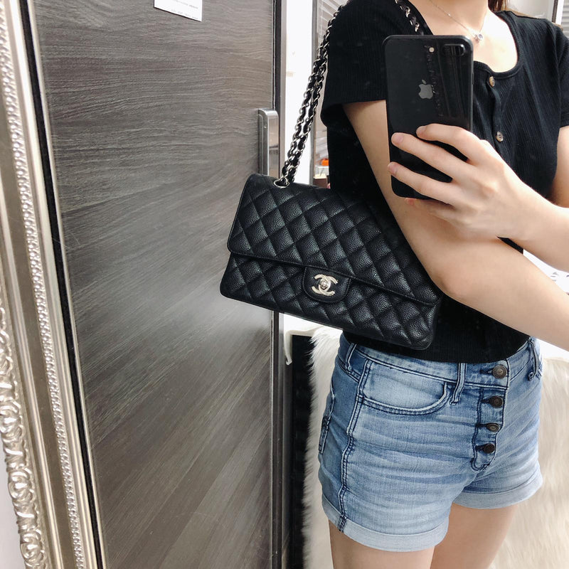 Classic Double  Flap in Black Caviar SHW