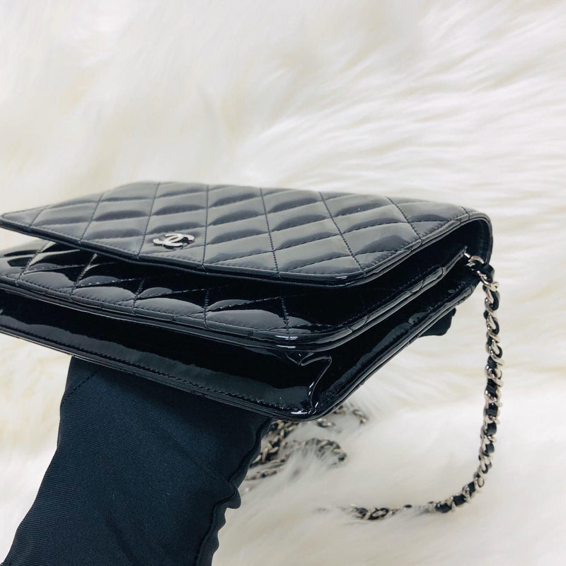 Wallet on Chain WOC with SHW in Black Quilted Patent Leather