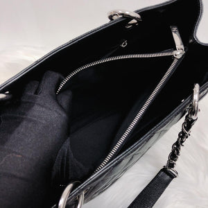 GST Caviar Tote Bag Black SHW