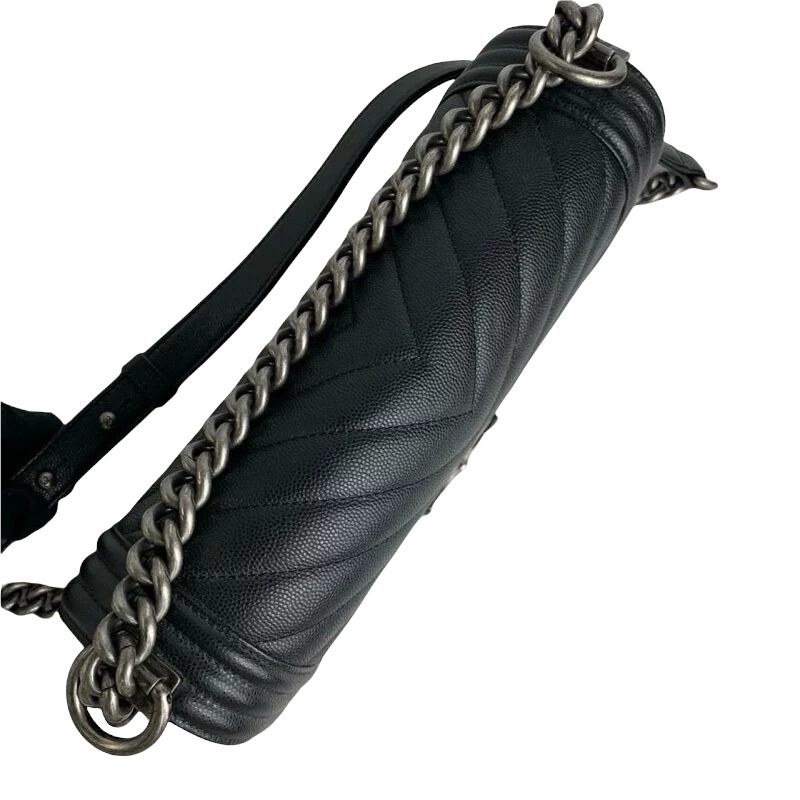 Chevron Boy Medium Caviar Black RHW