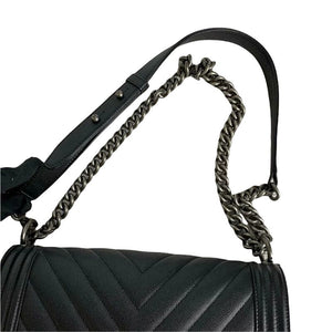 Chevron Boy Medium Caviar Black RHW