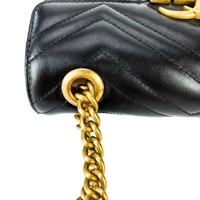 GG Marmont Black Mini Matelassé Shoulder Bag