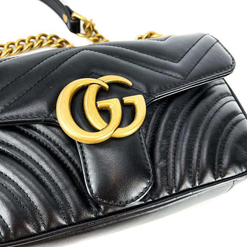 GG Marmont Black Mini Matelassé Shoulder Bag