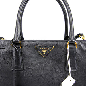 Saffiano Black Single-Zip Galleria Medium Tote with GHW