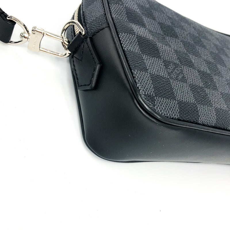 Kasai Clutch Damier Graphite Leather Men's