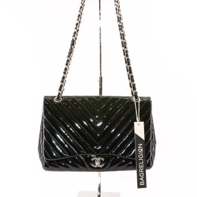 Classic Jumbo in Chevron Patent Leather with SWH Black