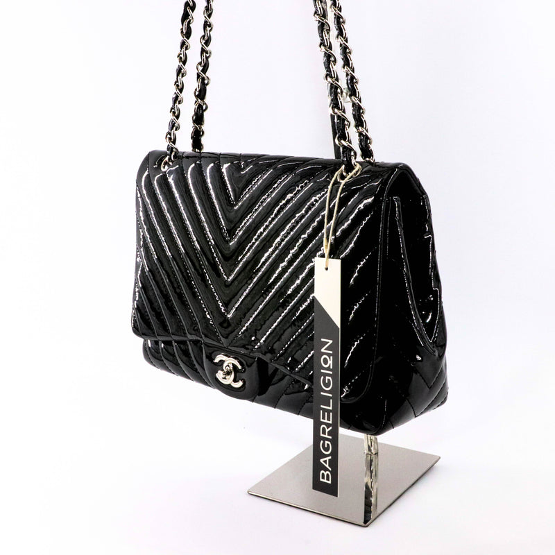Classic Jumbo in Chevron Patent Leather with SWH Black