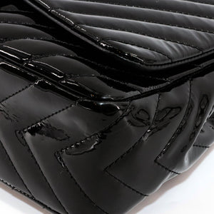 Classic Jumbo in Chevron Patent Leather with SWH Black