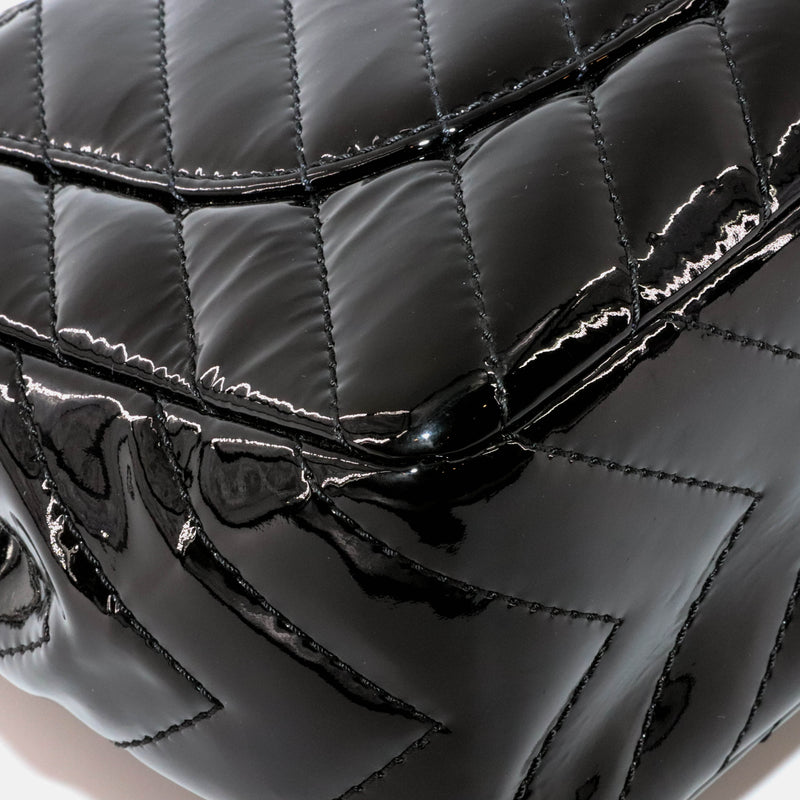 Classic Jumbo in Chevron Patent Leather with SWH Black