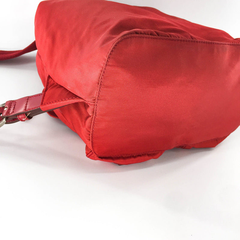 Vela Red Backpack in Nylon Red