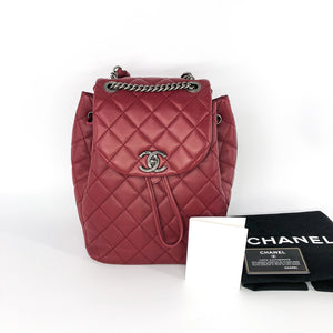 Quilted Backpack in Deep Red