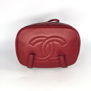 Quilted Backpack in Deep Red